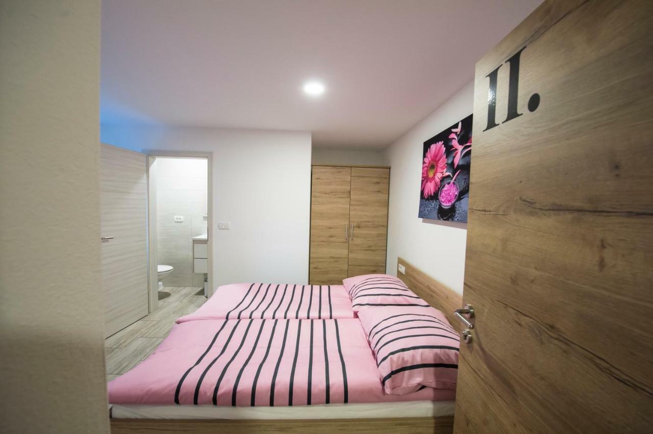 Guesthouse Ursa Преддвор Экстерьер фото
